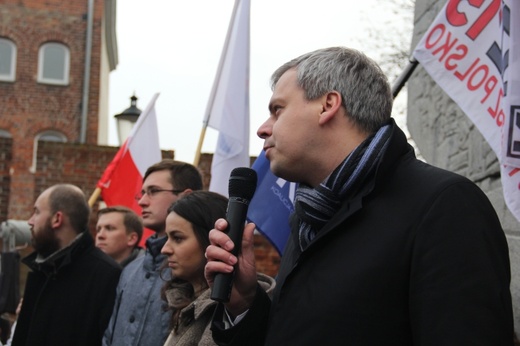 Dwie manifestacje antyimigracyjne w Gdańsku