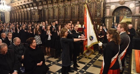 Chrystusowa władza miłości