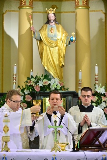 Dzierżoniów. Chrystus Król