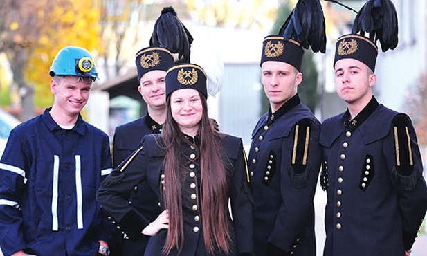 Uczniowie technikum myślą o studiach i pracy w „Bogdance”