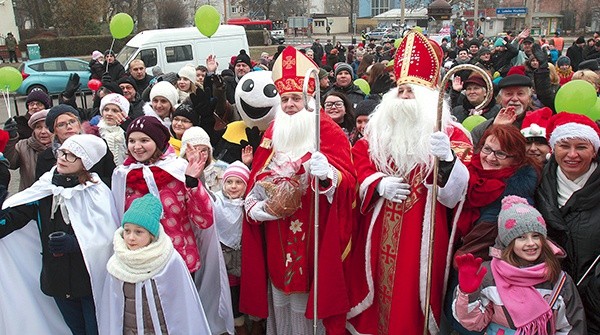 Największe emocje orszak wzbudza oczywiście wśród dzieci