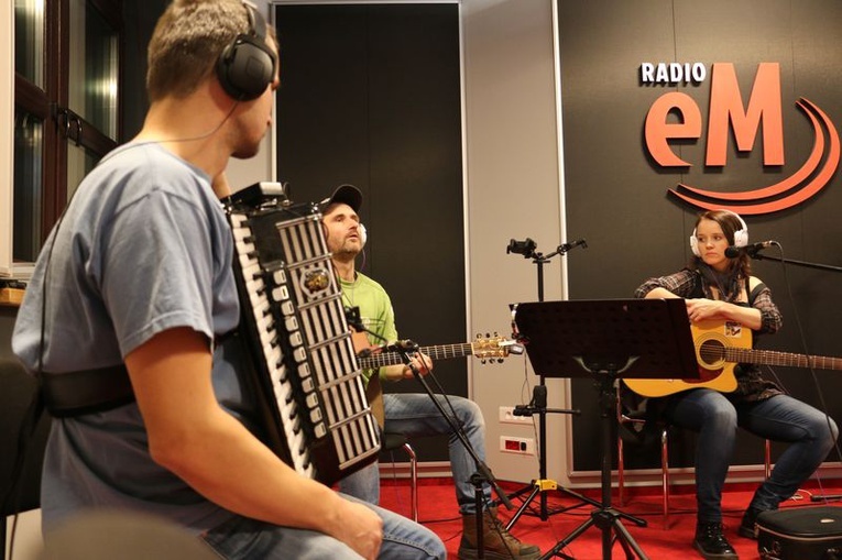 Przed koncertem Magdy Anioł w Radiu eM