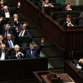 Sejm: Wybór pięciu sędziów TK nieważny