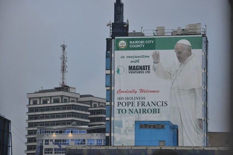 Papież w kampusie w Nairobi