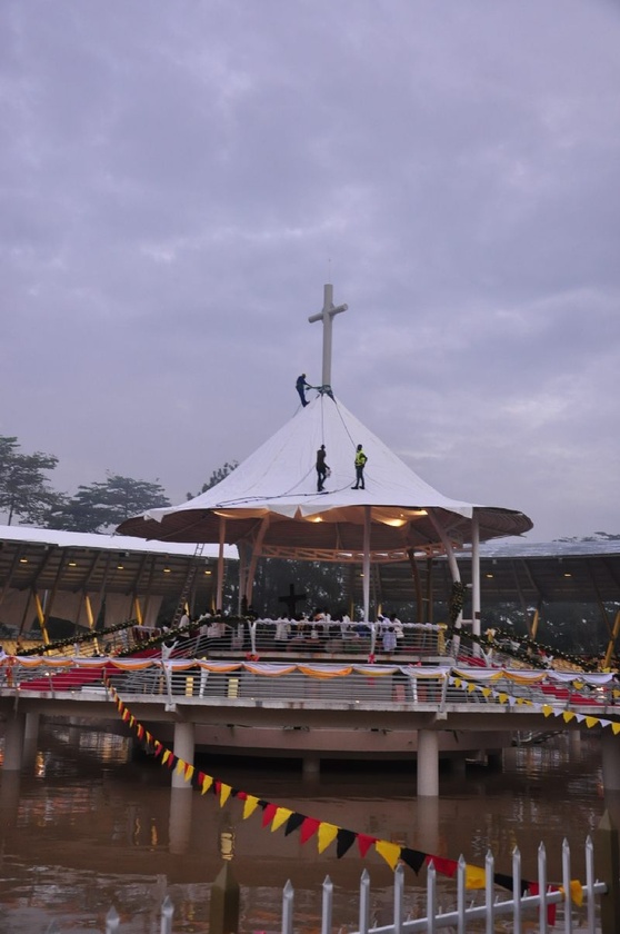 Papież w Namugongo