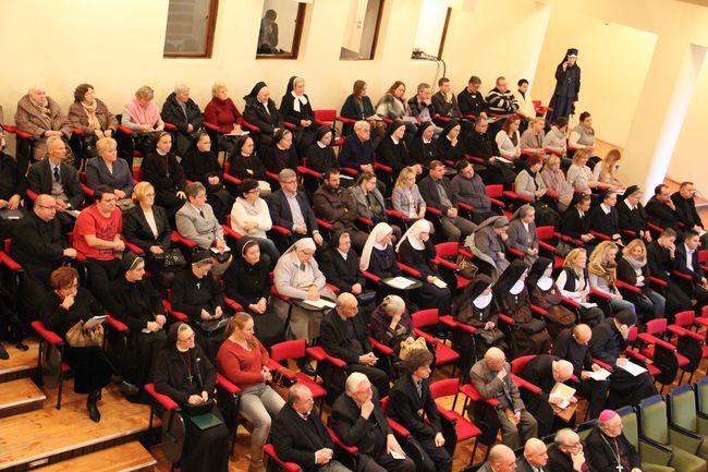 Konferencja naukowa nt. działalności zakonów w diecezji