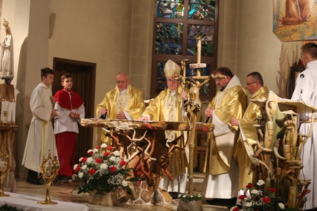 Znaki Bożego Miłosierdzia w Koszarawie-Bystrej