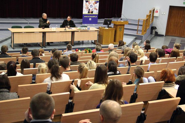 W Koszalinie odbyło się spotkanie "Gość na plus" z Krzysztofem Zanussim.