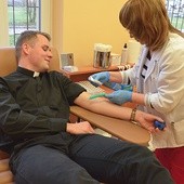 W tym roku ponad 30 kleryków regularnie oddaje krew