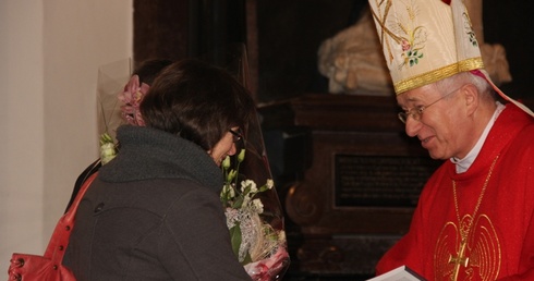 W święto św. Andrzeja wierni modlili się i składali życzenia imieninowe bp. Andrzejowi F. Dziubie