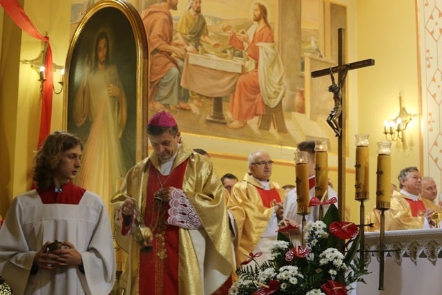 Znaki Bożego Miłosierdzia w Żywcu-Zabłociu