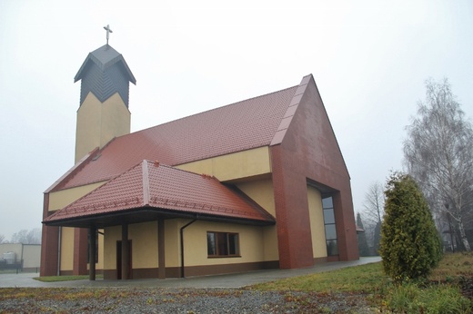 Nowy kościół w Chorzowie-Maciejkowicach