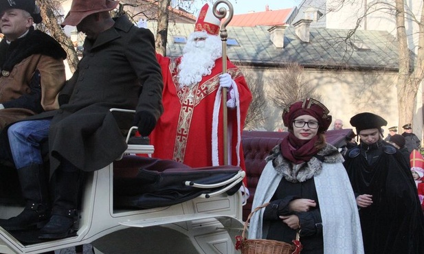 Orszak św. Mikołaja już po raz drugi przeszedł ulicami Lublina