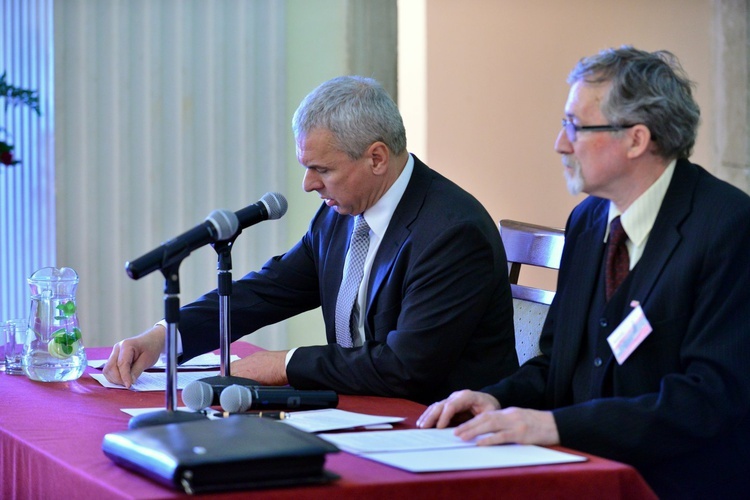 Konferencja w Książu