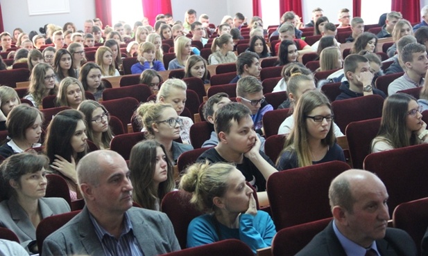 Konferencja cieszyła się bardzo dużym zainteresowaniem młodzieży