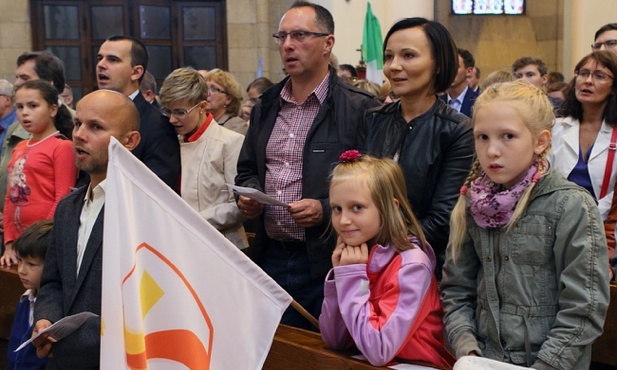 Budujcie mosty między szkołą a rodziną