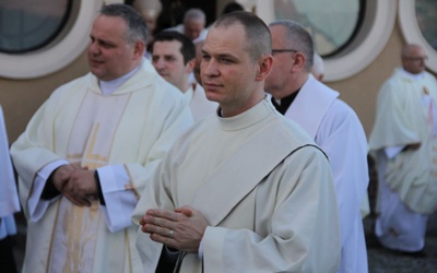 Święcenia kapłańskie w Żarach
