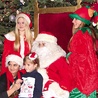  W niedzielę 6 grudnia św. Mikołaj chętnie pozował do zdjęć