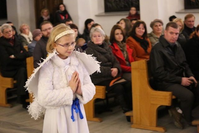 Uczniowie z Łękawicy o bł. ojcu Michale Tomaszku