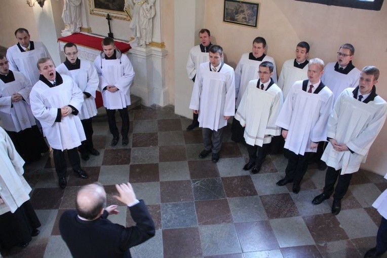 Posługa akolitatu w Paradyżu