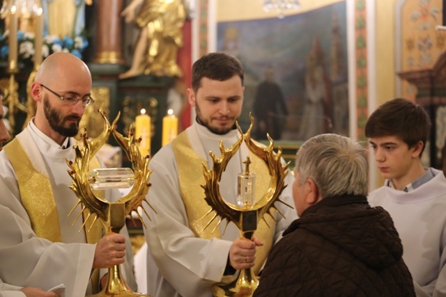 Znaki Bożego Miłosierdzia w Rychwałdzie