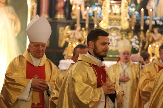 Znaki Bożego Miłosierdzia w Rychwałdzie