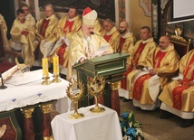 Eucharystii na rozpoczęcie Doby Miłosierdzia przewodniczył bp Piotr Greger