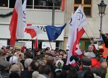 ZaKODowani przeciwko rządowi