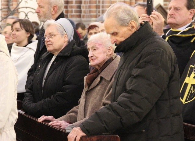 Uhonorowana dr Wanda Półtawska