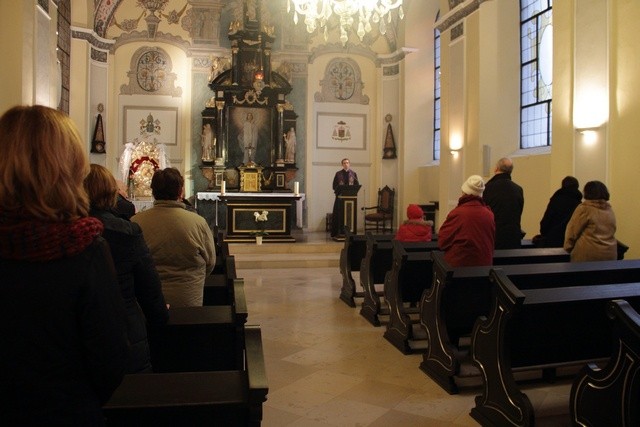 – W relacji z Bogiem największą trudność sprawia nam bezwarunkowe poddanie się Jego woli, co powinniśmy czynić na wzór Chrystusa – wyjaśnia ks. Błażej Kwiatkowski