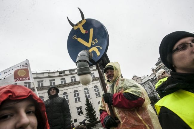 V Marsz Wolności i Solidarności. W drodze pod Belweder