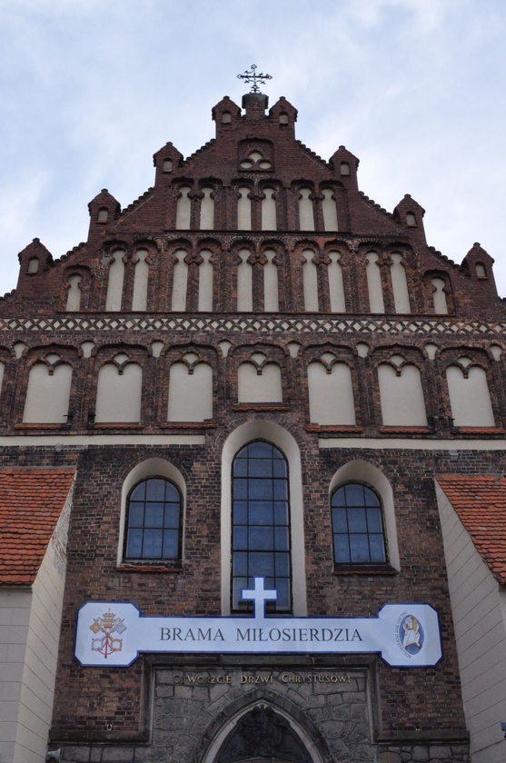 Brama Miłosierdzia w Bochni