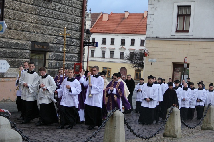 Otwarcie Bramy Miłosierdzia w tarnowskiej katedrze