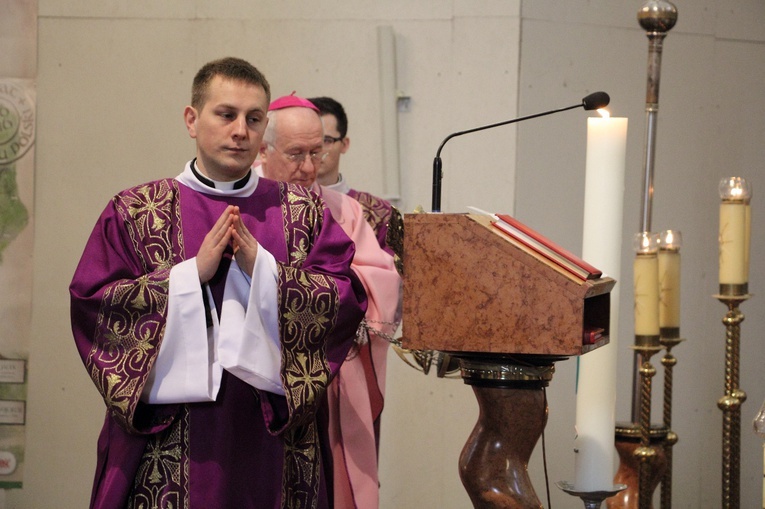 Otwarcie Bramy Miłosierdzia w Łowiczu