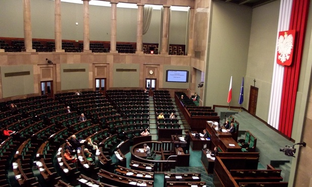 Sejm uczci rocznicę Chrztu Polski