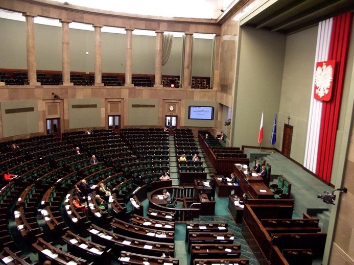 Sejm uczci rocznicę Chrztu Polski