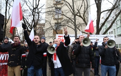 Trybunał ważniejszy niż emerytury?