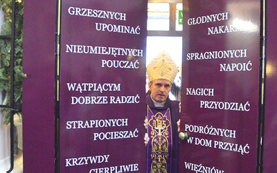 Otwarcie symbolicznej  Bramy Miłosierdzia w Sandomierzu