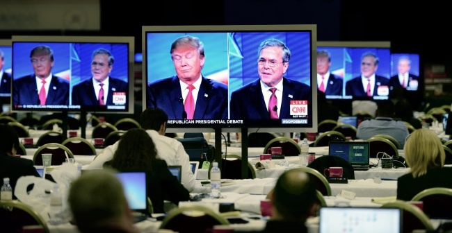 Bush do Trumpa: Przywództwo nie polega na obrażaniu