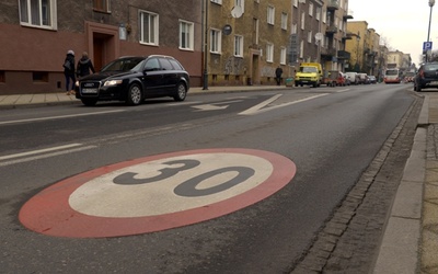 Kierowcy będą musieli przyzwyczaić się do nowych przepisów ruchu drogowego w centrum Radomia
