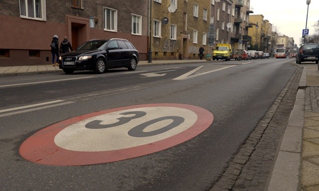 Kierowcy będą musieli przyzwyczaić się do nowych przepisów ruchu drogowego w centrum Radomia