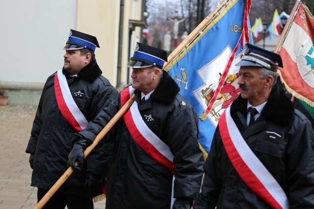 Otwarcie Bramy Miłosierdzia w Andrychowie