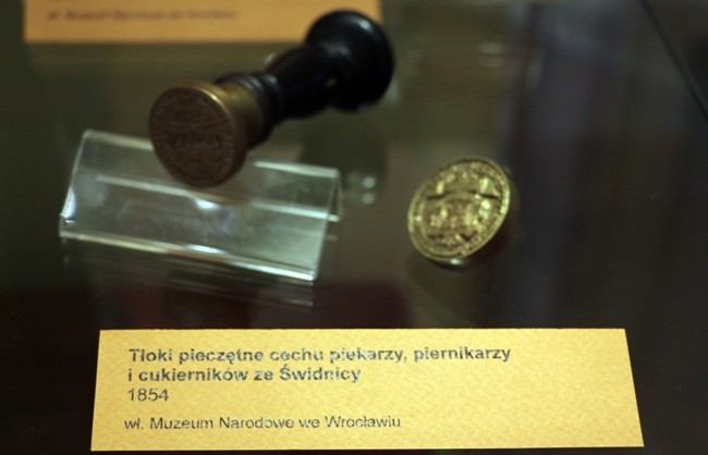 Piernik piernikowy nie równy