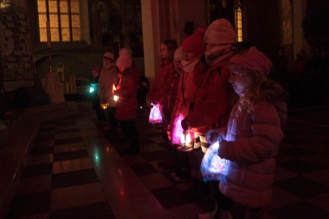 Roraty w "dużym kościele"