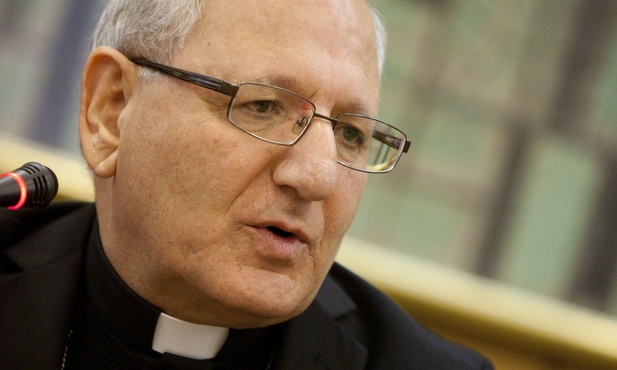Abp Sako do księży: nie przyjmujcie życzeń