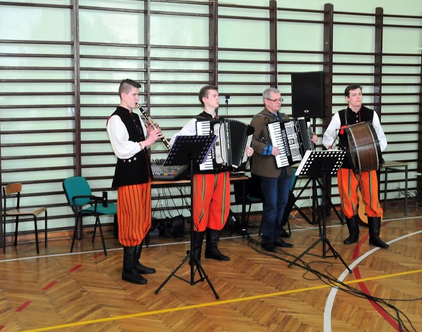 Jasełka w szkole na łowickim Blichu