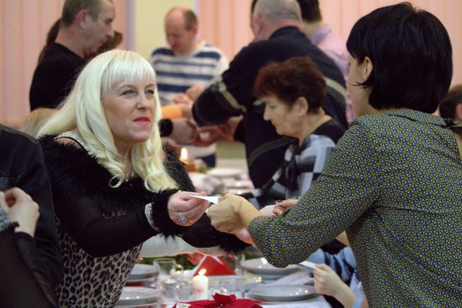 Uchodźcy z Donbasu i Mariupola - pierwsze  święta Bożego Narodzenia w Polsce