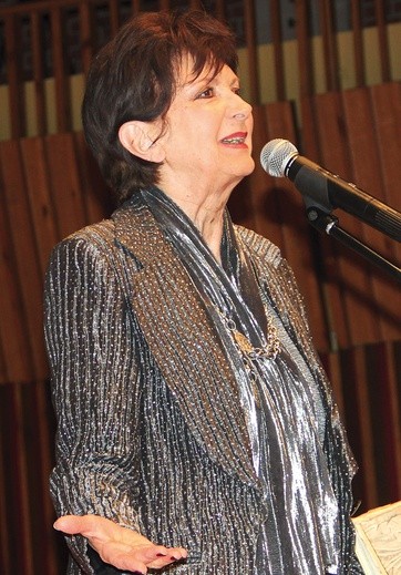 Halina Kunicka śpiewała kolędy i recytowała wiersze ks. J. Twardowskiego