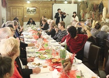Goście z innych krajów byli zachwyceni polską tradycją wigilijnego stołu