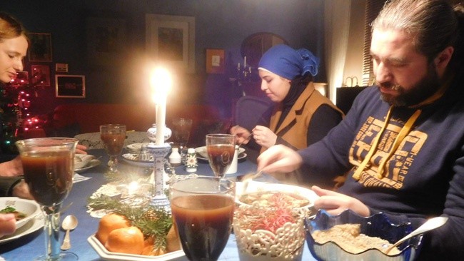 Krakowianie pomagają uchodźcom